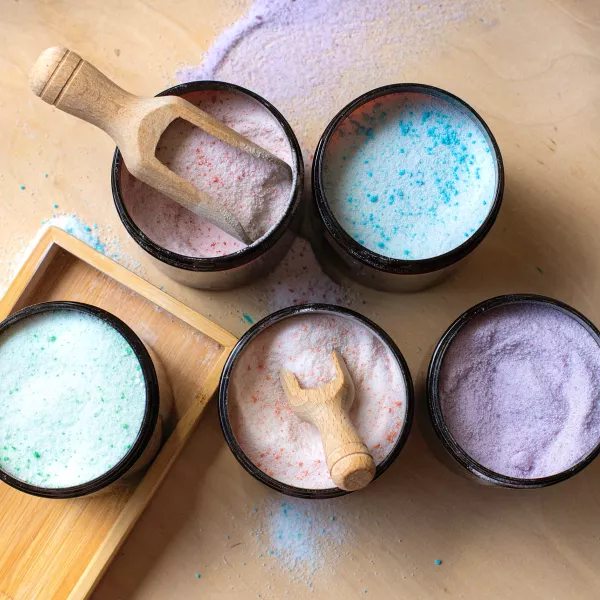 Kolorowy puder do kąpieli