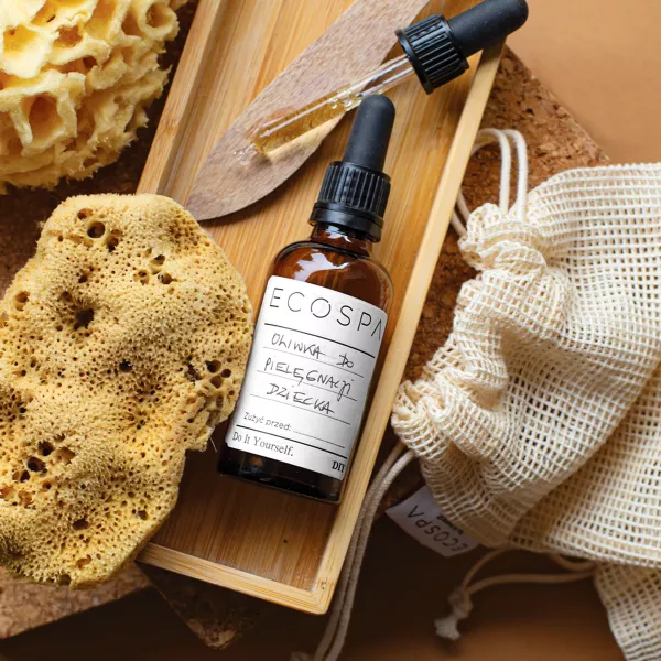 Oliwka do pielęgnacji dziecka z witaminą E 