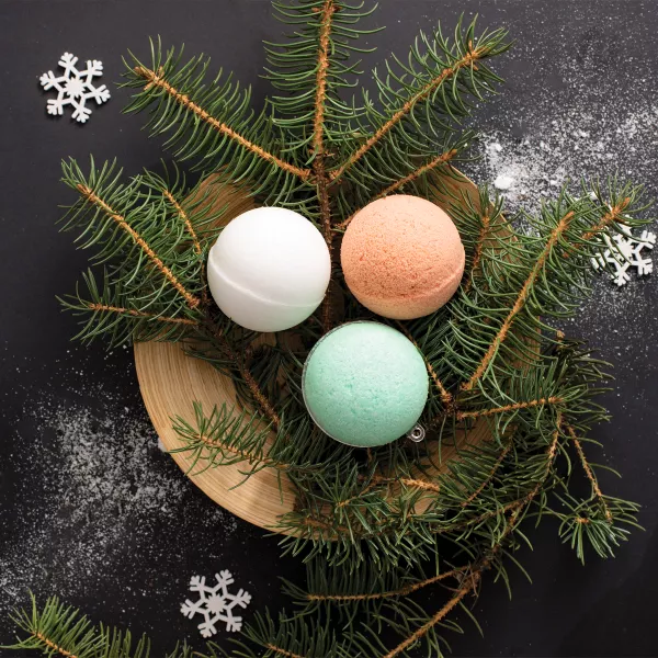 Świąteczne kule kąpielowe