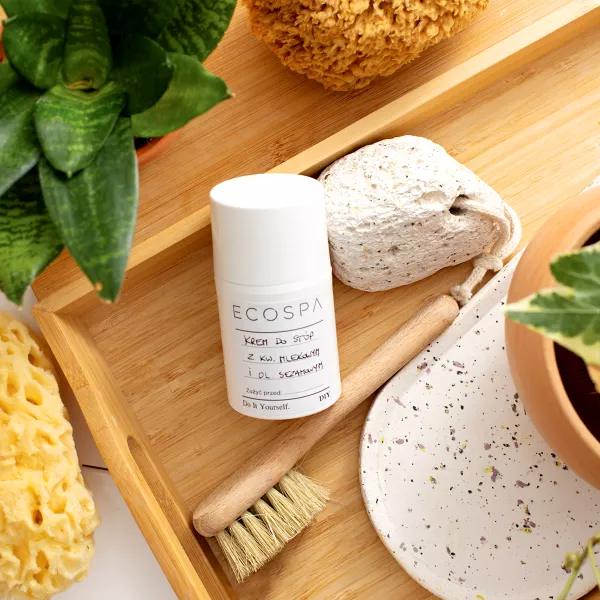 Krem do stóp z kwasem mlekowym 10% i olejem sezamowym