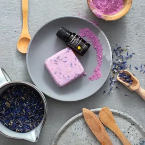 Relaksująca kostka do kąpieli stóp