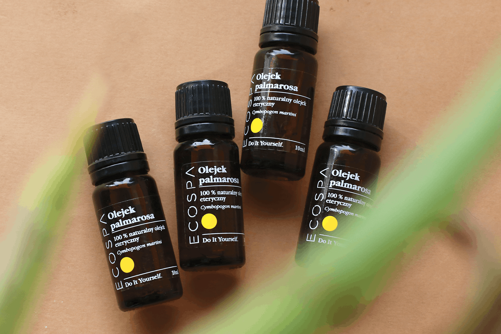 Olejek palmarosa – jak bezpiecznie go stosować?