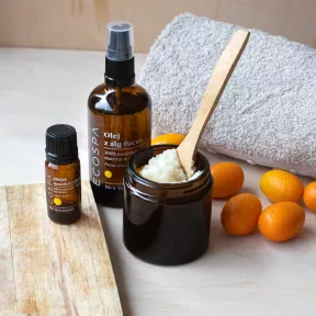 Peeling ciała z solą z Morza Martwego