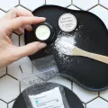 Naturalny dezodorant w kremie z masłem shea i wodorotlenkiem magnezu