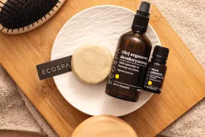 Szampon w kostce do włosów suchych z masłem kakaowym