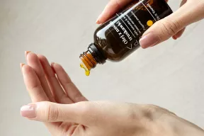 Olej z nasion truskawki – odmładzający i ujędrniający składnik kosmetyków