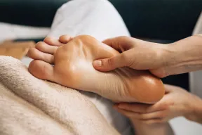 Naturalna pielęgnacja stóp - domowe SPA dla stóp