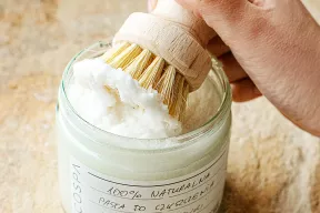 Naturalna pasta do czyszczenia kuchni i łazienki